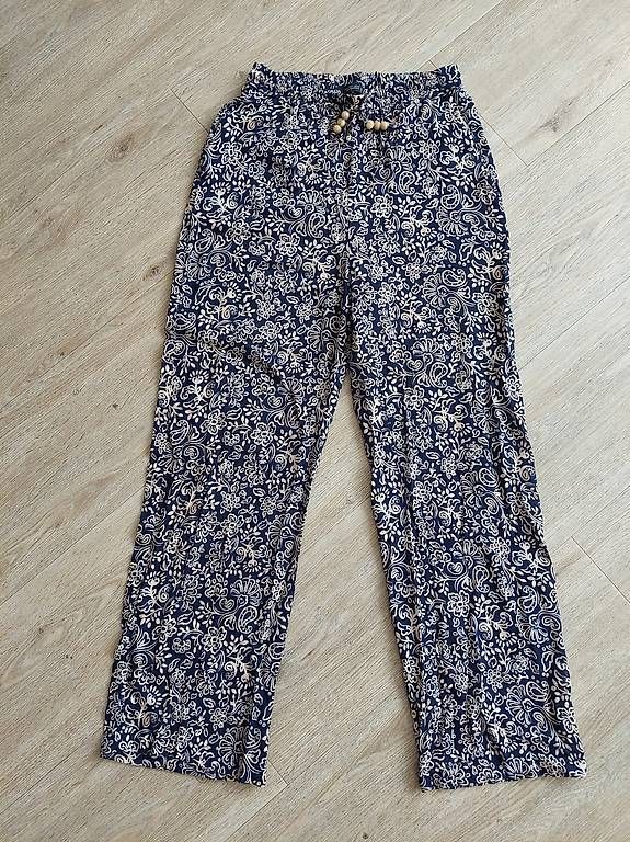 Zara Hosen: Zara Hose 36 S Sommerhose – Gebraucht aus Zürich von Julia0123