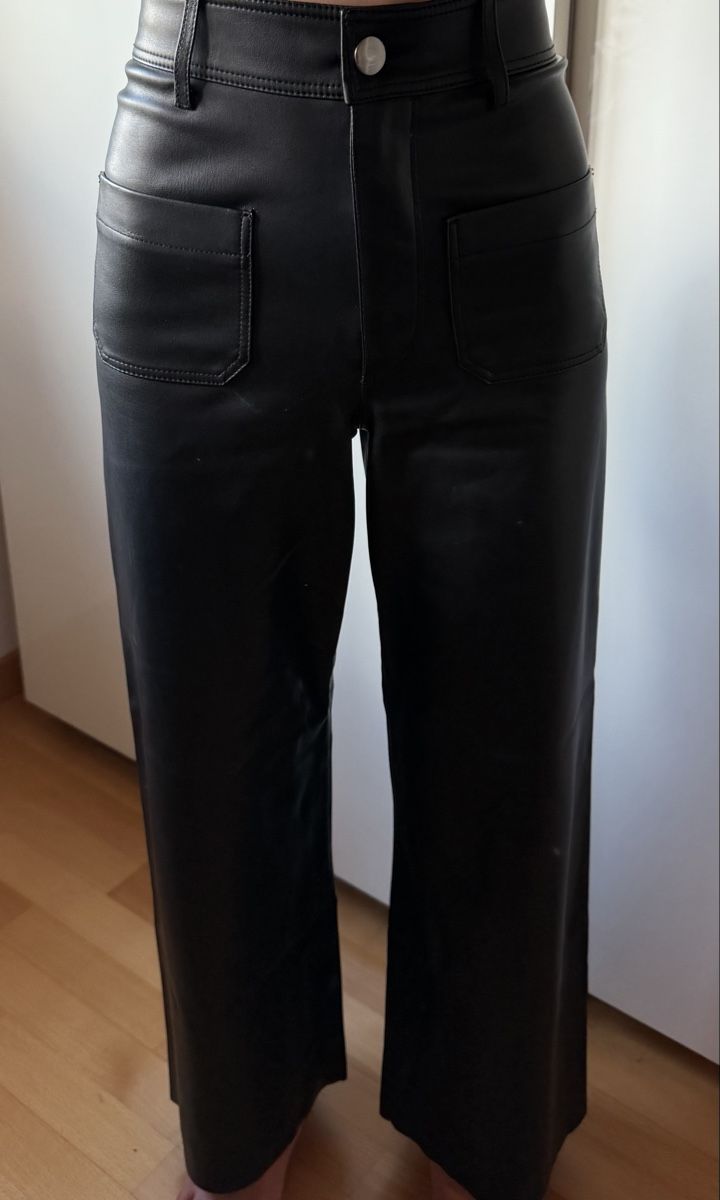 Zara Jeans: Jean Similicuir  – Usato da Boudry venduto da asmdgr135 2