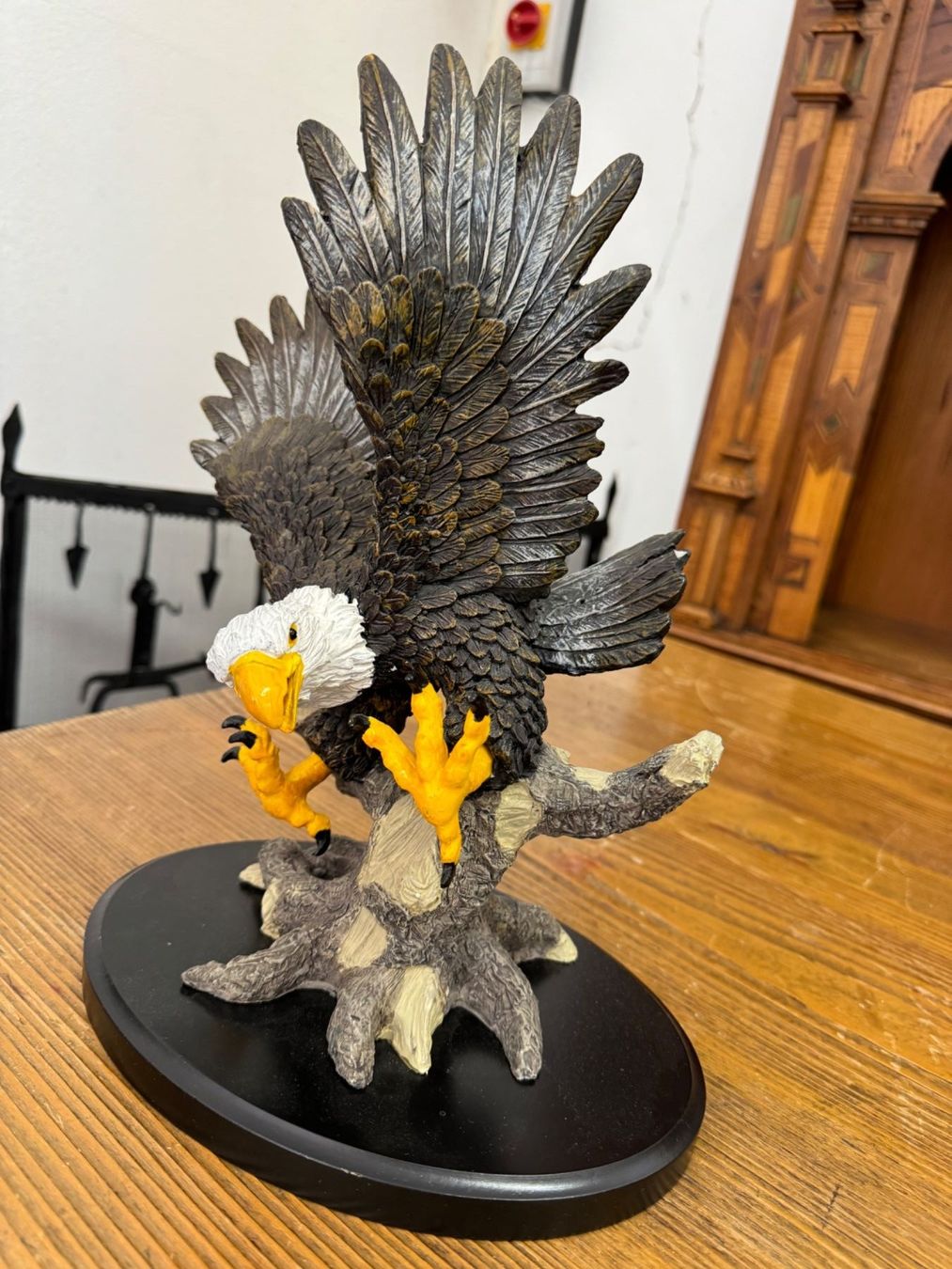 Figuren: Majestic American Bald Eagle Patriot Statue – Gebraucht aus Gsteig b. Gstaad von Auctionly