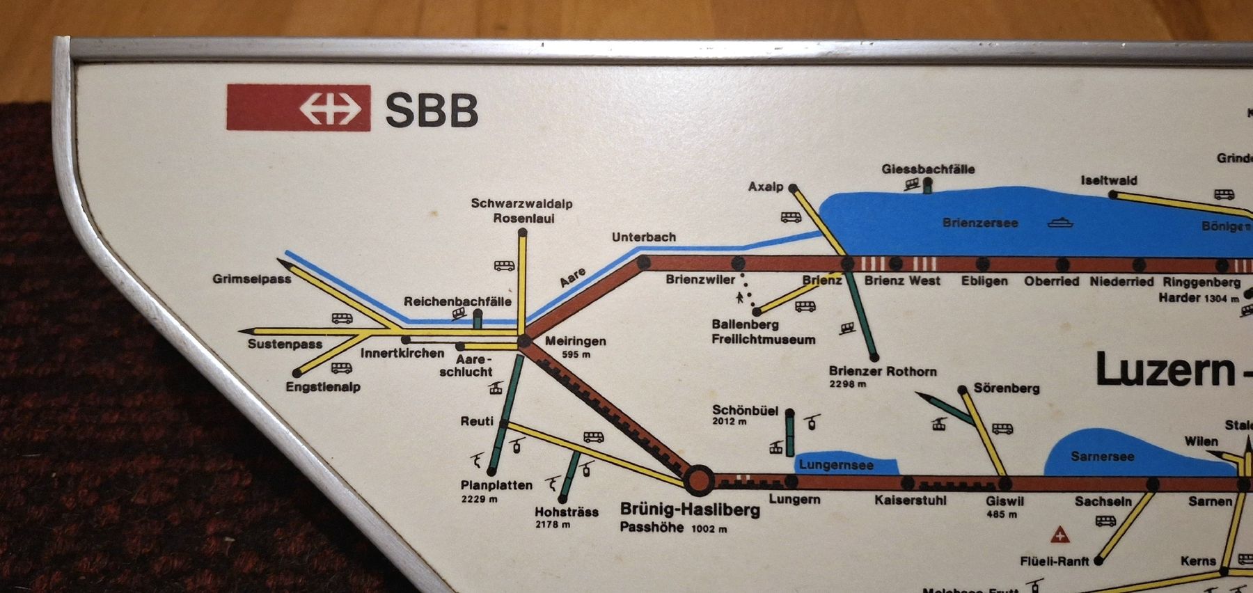 Tavoli: Original SBB-/Zug-Bahn Tischli um 1960 – Usato da Emmenbrücke venduto da abu_9mj8