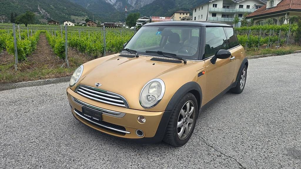 Mini Automobili: Mini Cooper 1.6 Automatique | EXPERTISÉE 10.2025 – Usato da Bieudron (Nendaz) venduto da oya_6dbv