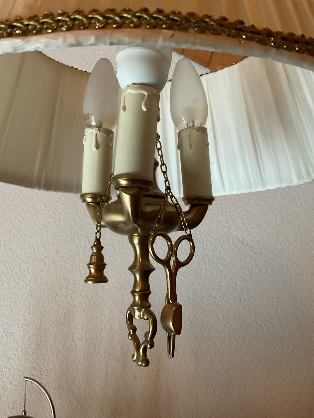 Lampade: Antike Lampe – Usato da Buchrain venduto da avmnv 1
