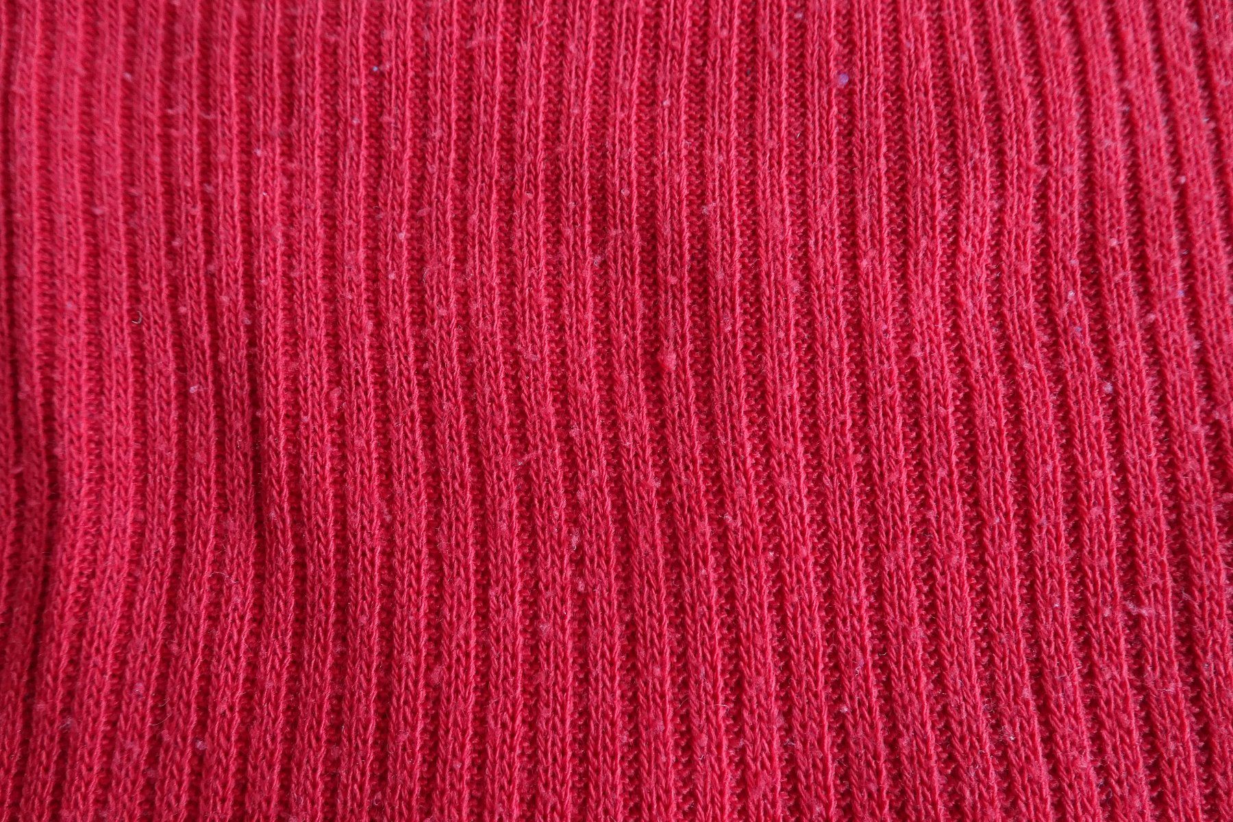 Maglioni & Felpe: rotes Shirt, Pullover ca. Gr. L – Usato da Strengelbach venduto da schmetterling20 2