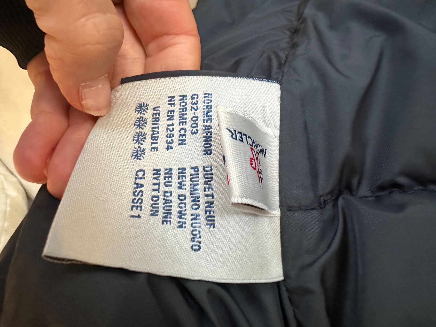 Moncler Cappotti: Moncler Winterjacke – Usato da Urdorf venduto da and_ygf9 5