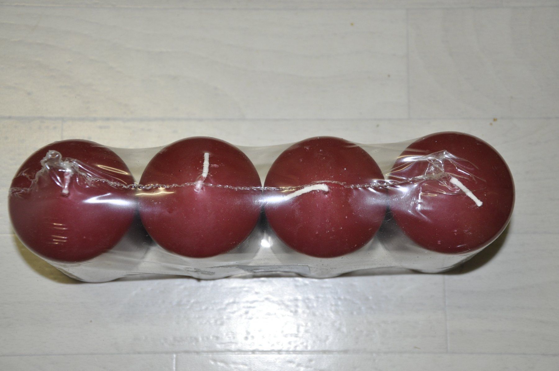 Kerzen: 4 Stumpenkerzen rot Geschenk – Neu und originalverpackt aus Oberrüti von ELALL 1