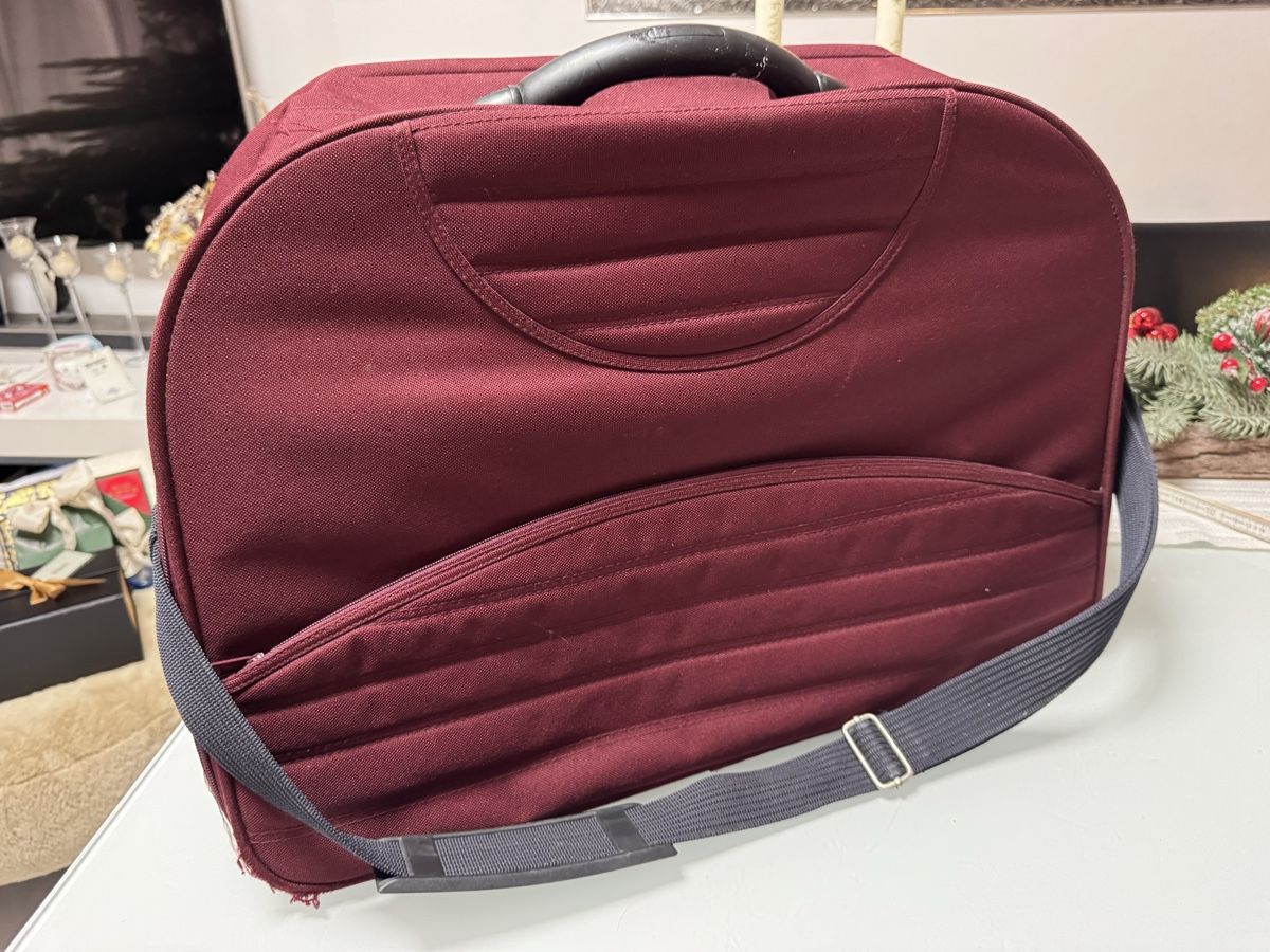 Valigie & Borse: Reisekleidersack, Burgunderrot – Usato da chur venduto da merygori