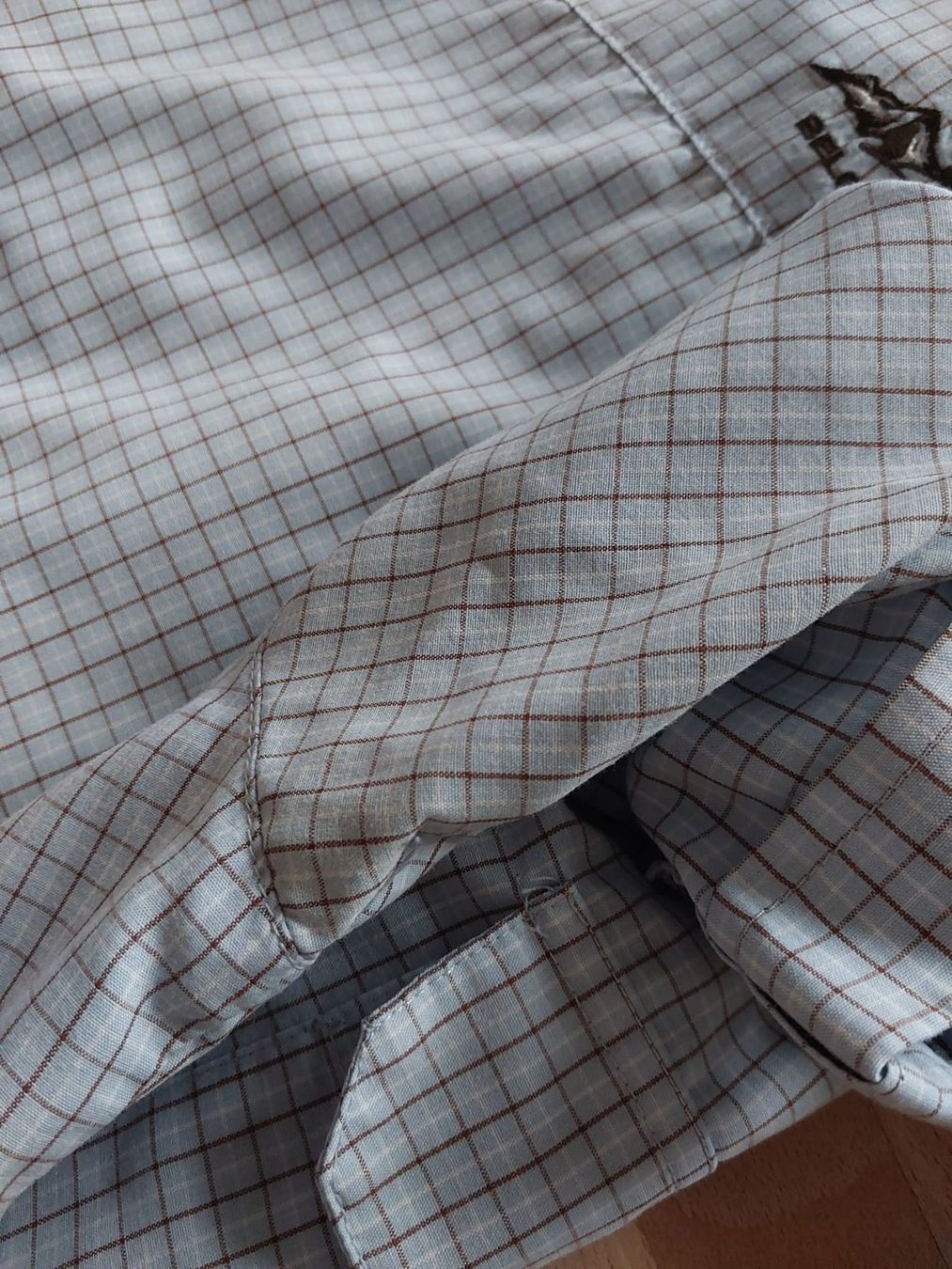 Tommy Hilfiger Lotti di vestiti: Kurzarmhemd M/L – Usato da Rothenthurm venduto da Meitli18 8