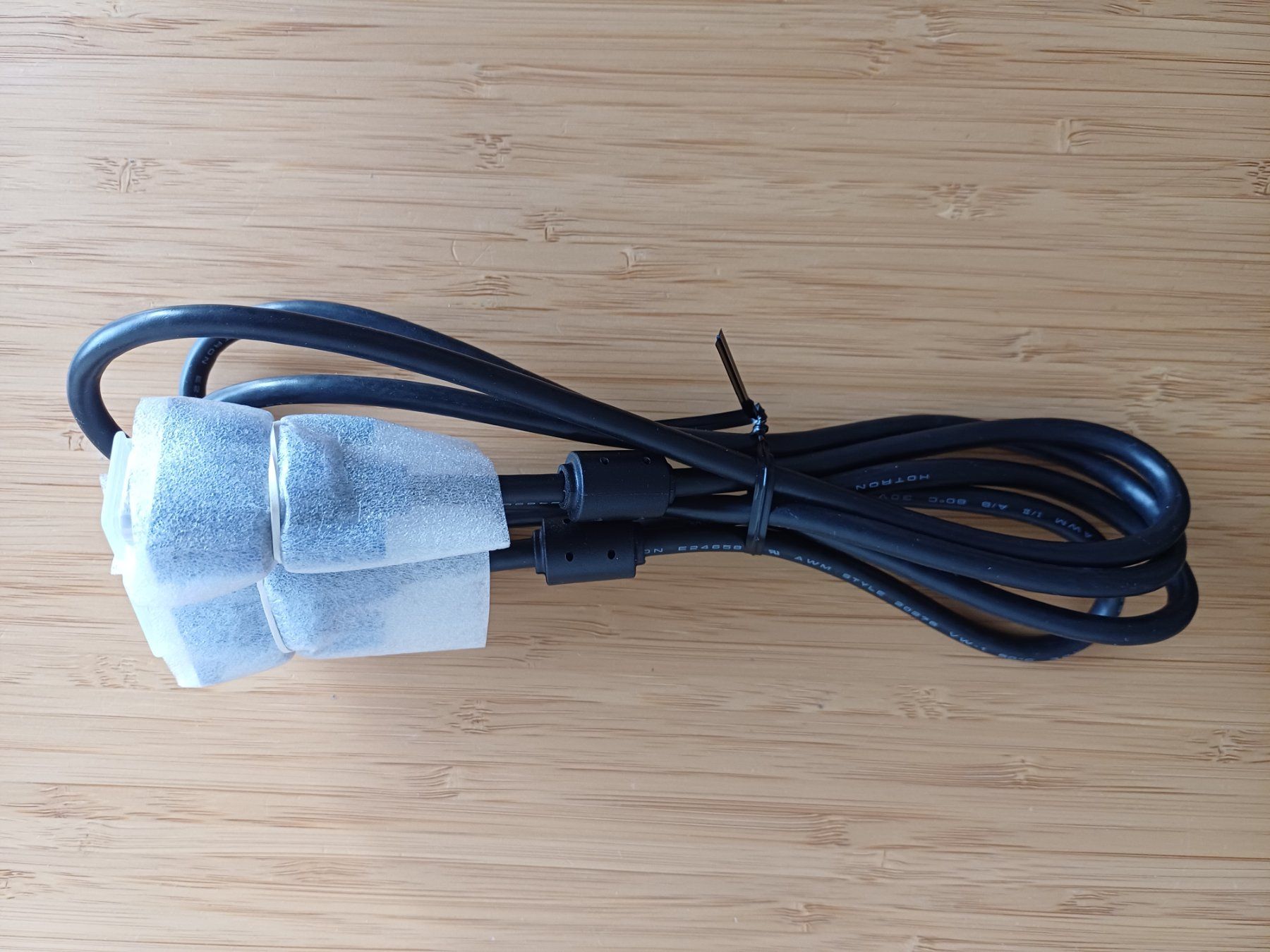 Cavi: Monitorkabel VGA 1.8 m – Usato da Dübendorf venduto da rob_7b2s