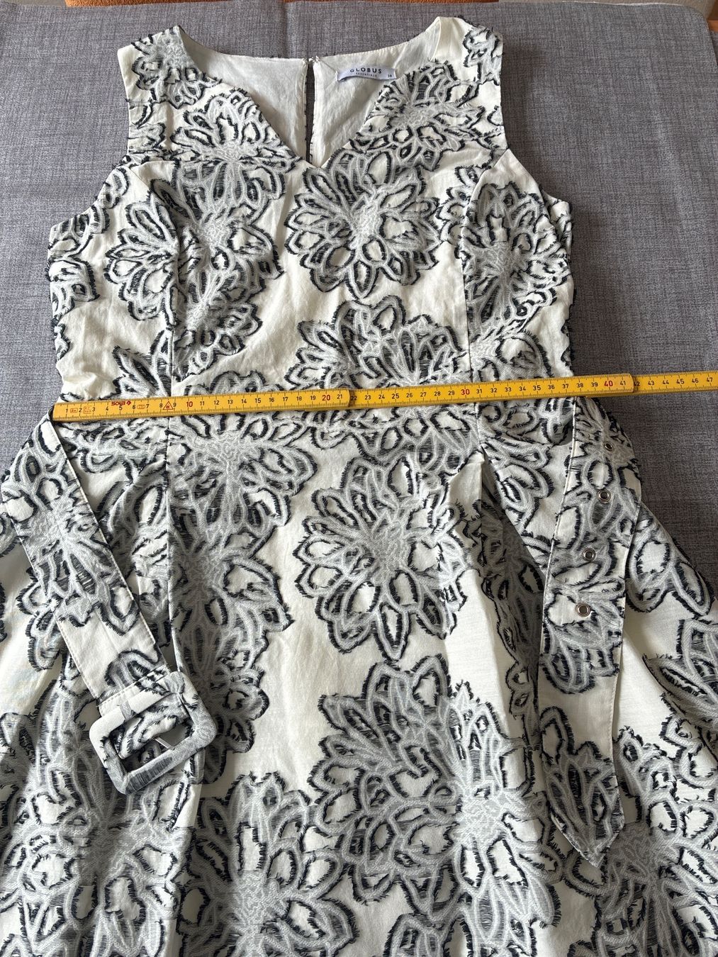 Globus Kleider: Sommerkleid von Globus Essentials Gr 36/38 – Gebraucht aus Davos Platz von nanigl 7