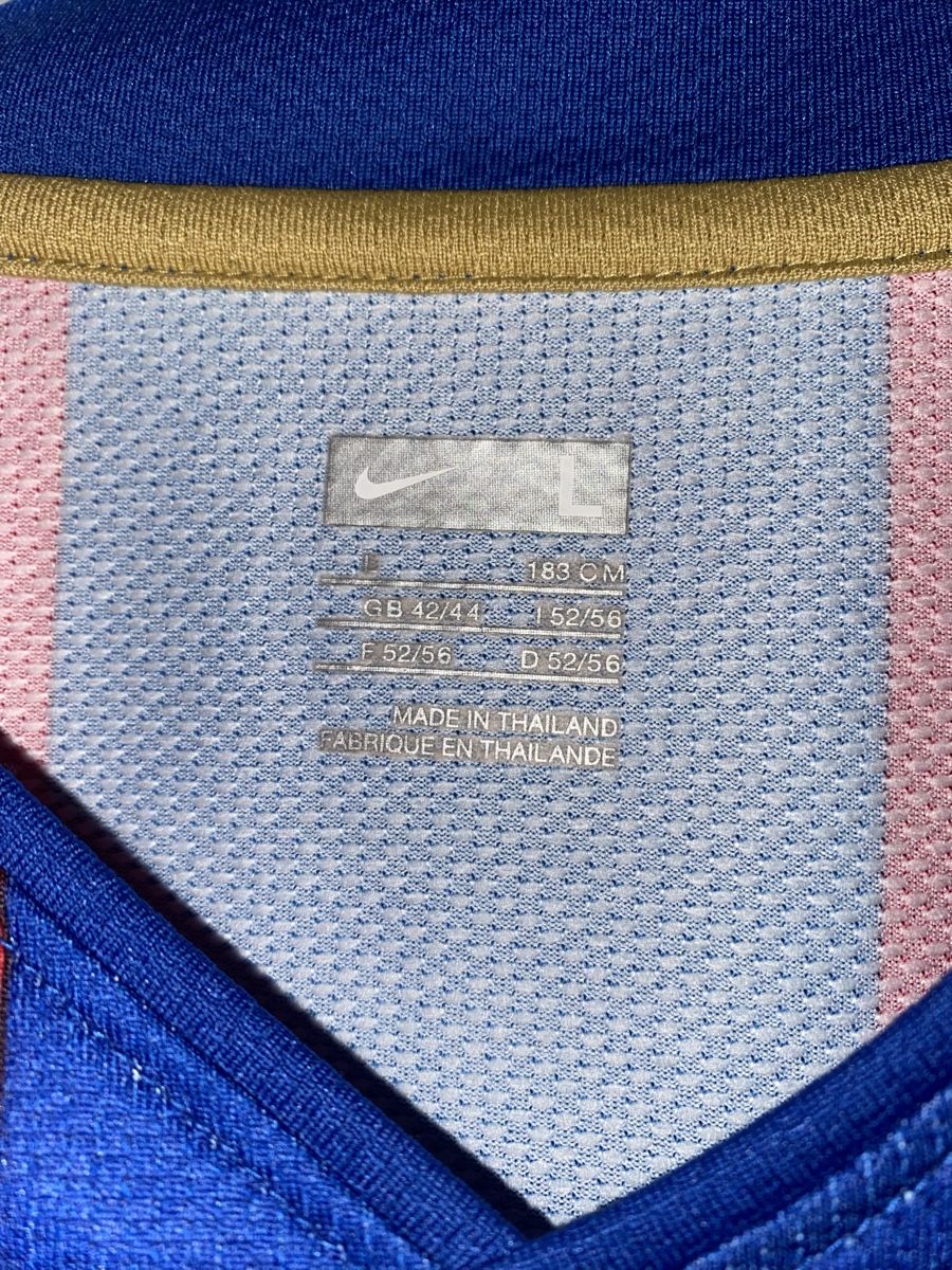 FC Basel Canottiere & Pantaloni: FC Basel Nike Trikot langarm  L – Nuovo (secondo la descrizione) da Allschwil venduto da Deal_Tiger99 2