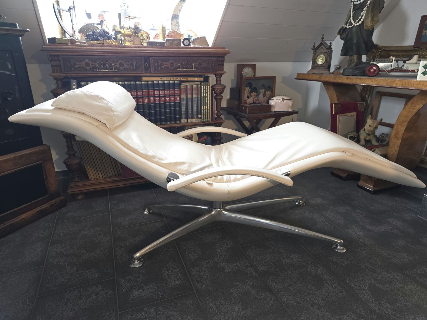 Poltrona Frau Liegen & Liegestühle: Designer Liege – Neu (gemäss Beschreibung) aus Oberbuchsiten von Mschori 3