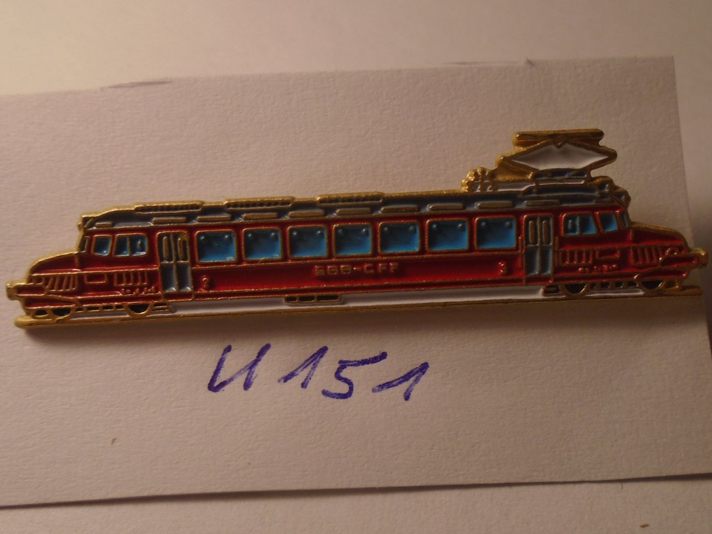 SBB/CFF/FFS Placchette & Badge: 1 SBB CFF Zug  Pin (U151) – Usato da Winterthur venduto da Beli2000
