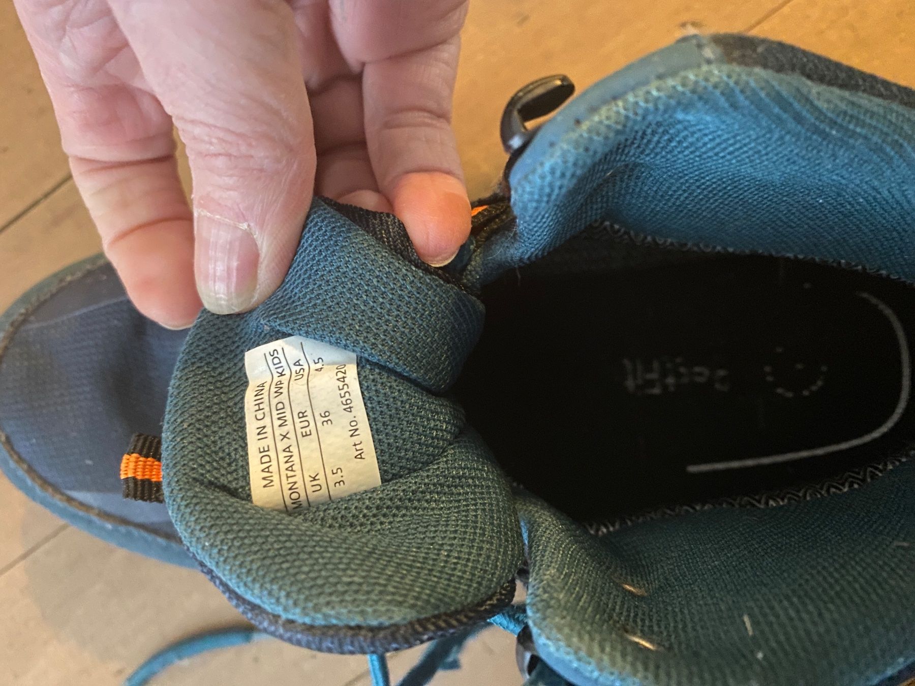 Decathlon Scarpe per ragazzi: Kinder Wanderschuhe – Usato da St. Gallen venduto da sunshirin 2