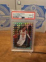 Carte Trae Young Panini Mosaic  Stained  Glass PSA 10
