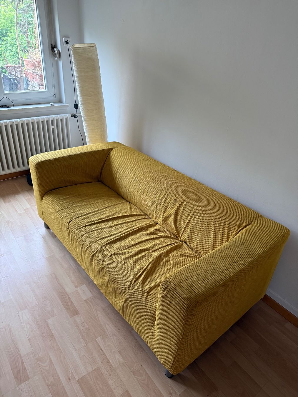 Sofas: Gratis Yellow sofa – Gebraucht aus Zürich von bilko26