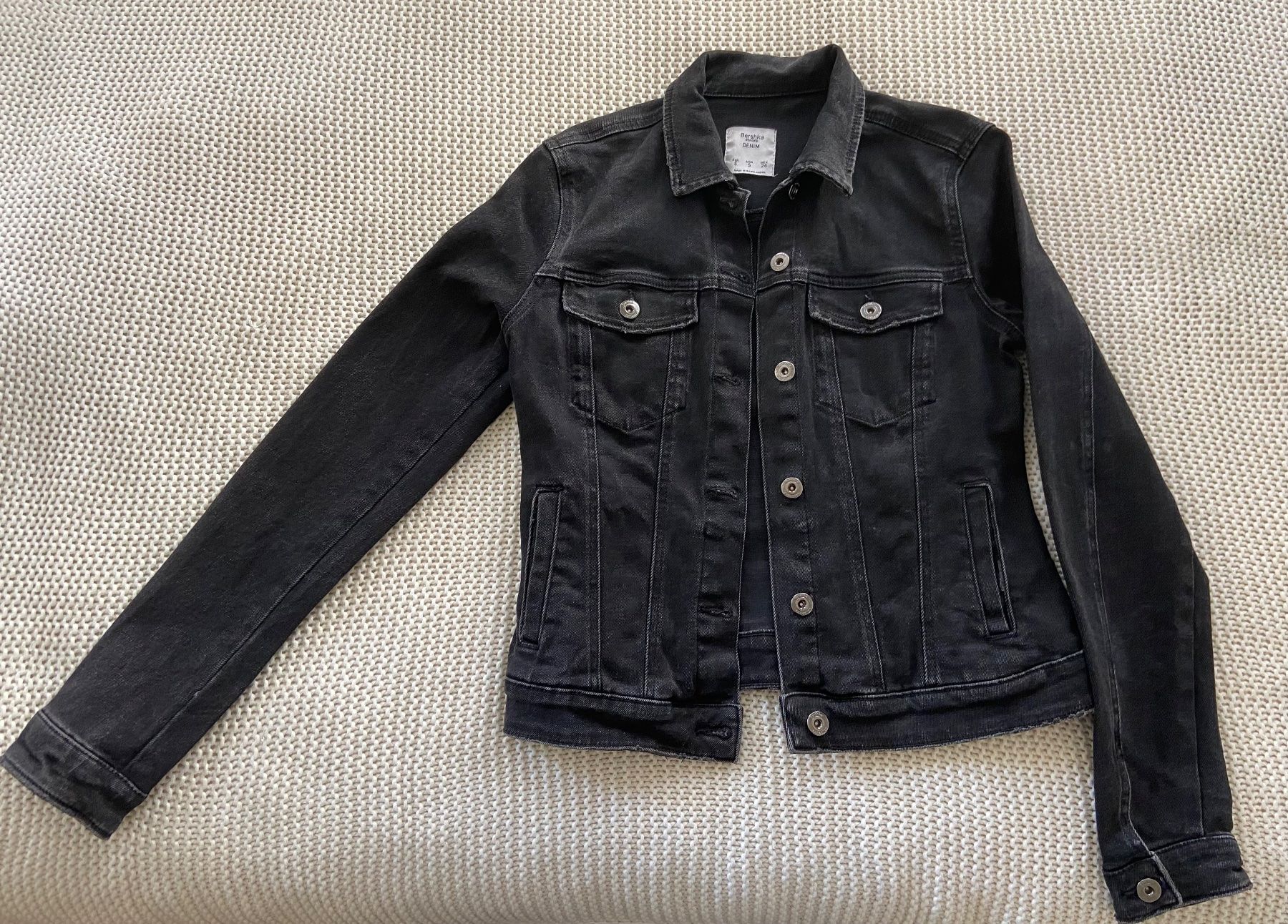 Bershka Giacche: Veste en jeans – Usato da Genève venduto da Evelina71