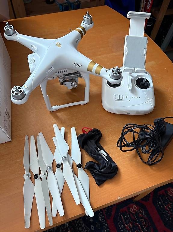 DJI Modellismo RC: AB 1.-CHF!!!  DJI Phantom 3 SE – Usato da Bubikon venduto da kon_p7c8