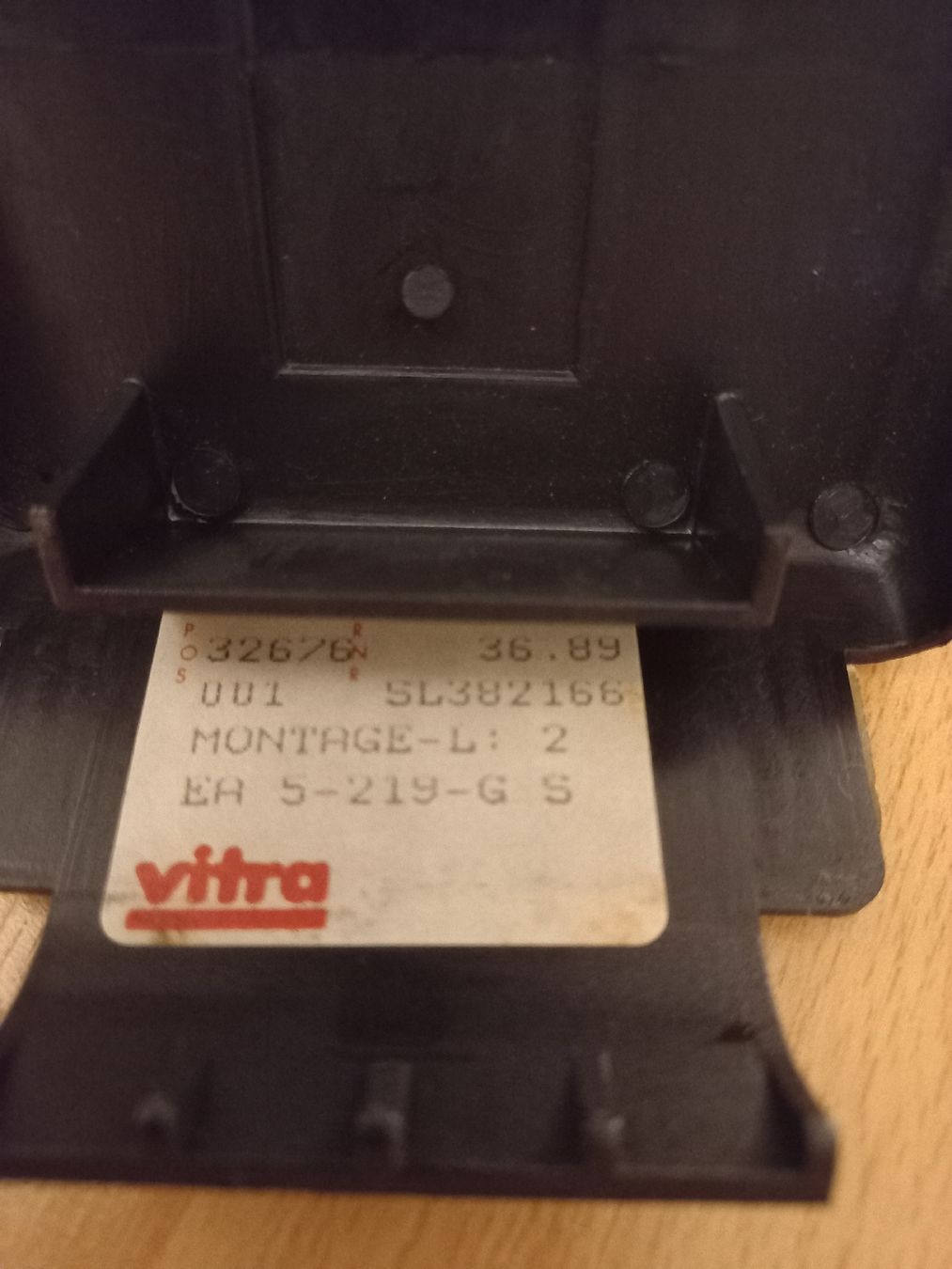 Vitra Sedie: Vintage Vitra Eams EA 219 – Usato da Rickenbach ZH venduto da nube68 6