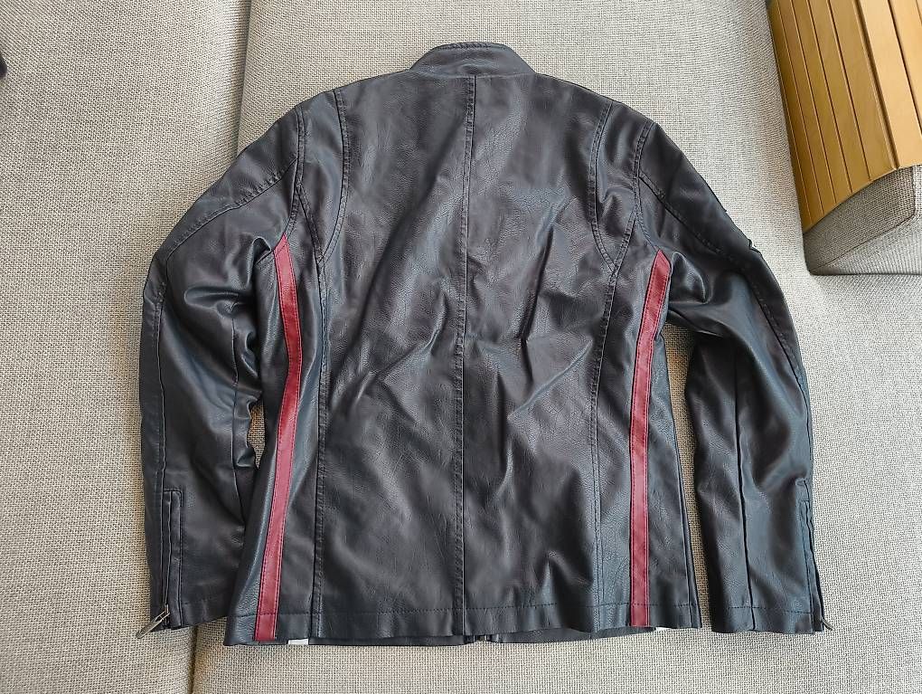 Jacken: Jacke Lederimitat schwarz Grösse M  – Gebraucht aus Nänikon von Manta87 1