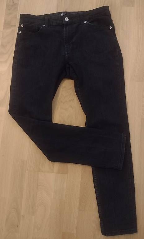 Jeans: Jean Slim 32W 32L – Usato da Ostermundigen venduto da est_dzg2