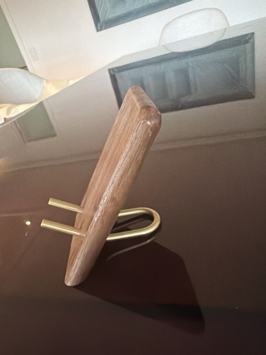 Staffe: Holz Smartphone Halterung mit Messing Ständer Neu – Usato da Zürich venduto da joyfulgrace 3