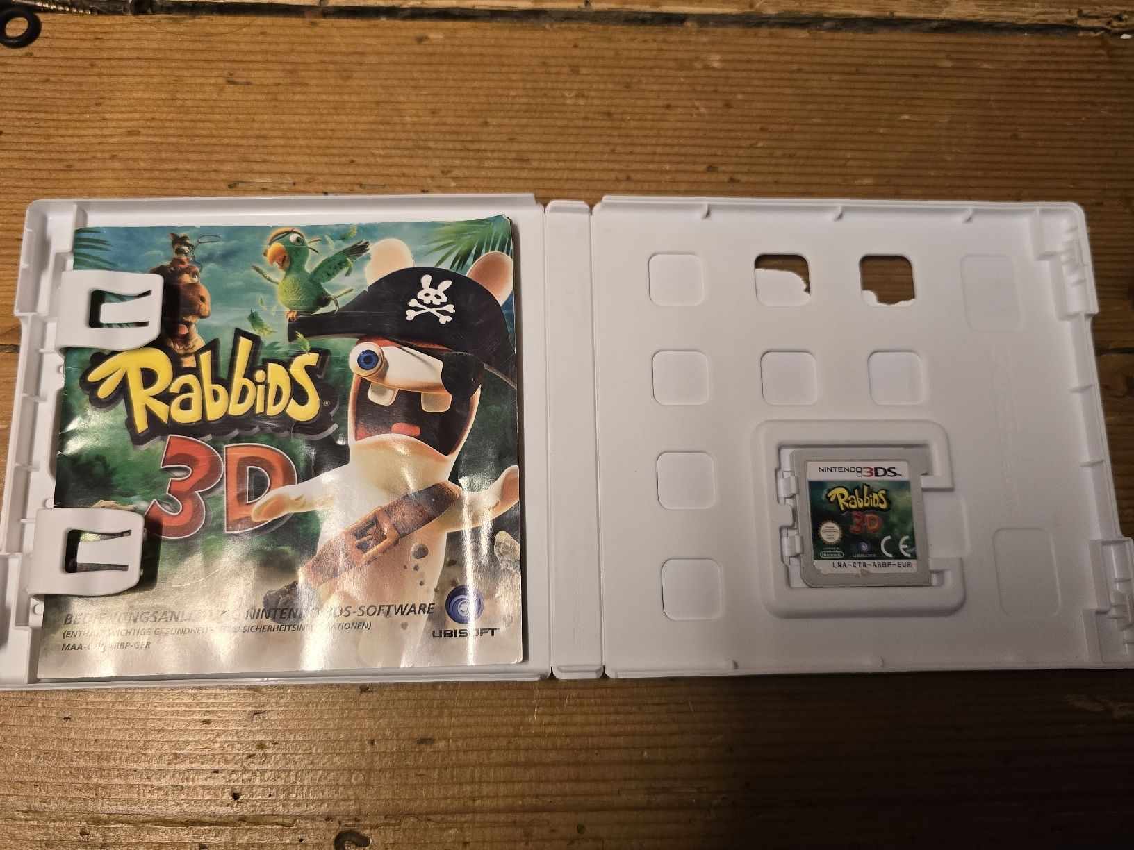 Nintendo Giochi: Nintendo 3DS Spiel: Rabbids 3D – Usato da Eggersriet venduto da Rotti44 1