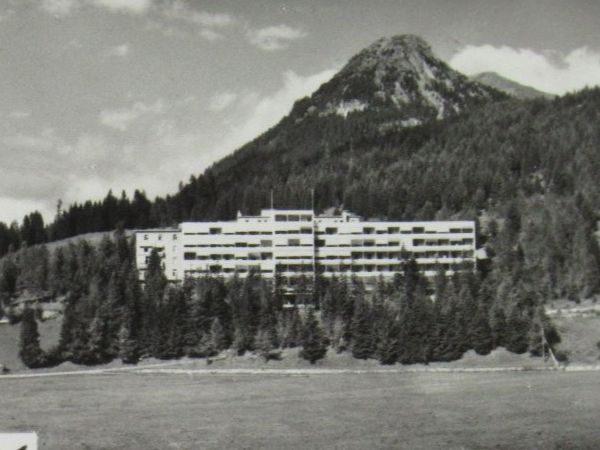 Ansichtskarten: Davos - Dorf , Hotel , See – Neu (gemäss Beschreibung) aus Grenchen von Bluemchen1900