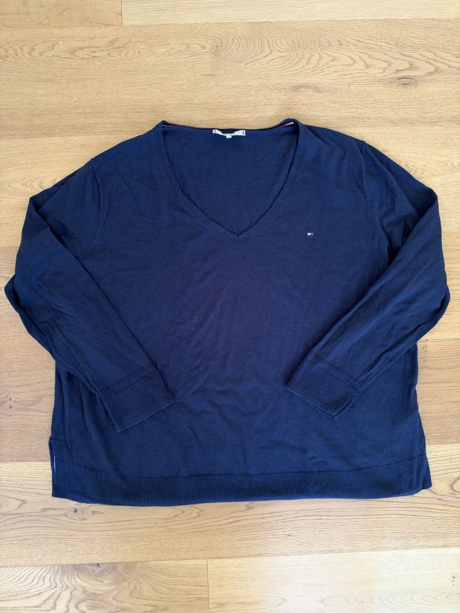 Tommy Hilfiger Pulls & Sweat-shirts: Pullover HILFIGER Gr. 50 – D'occasion à Bottmingen par Leela2