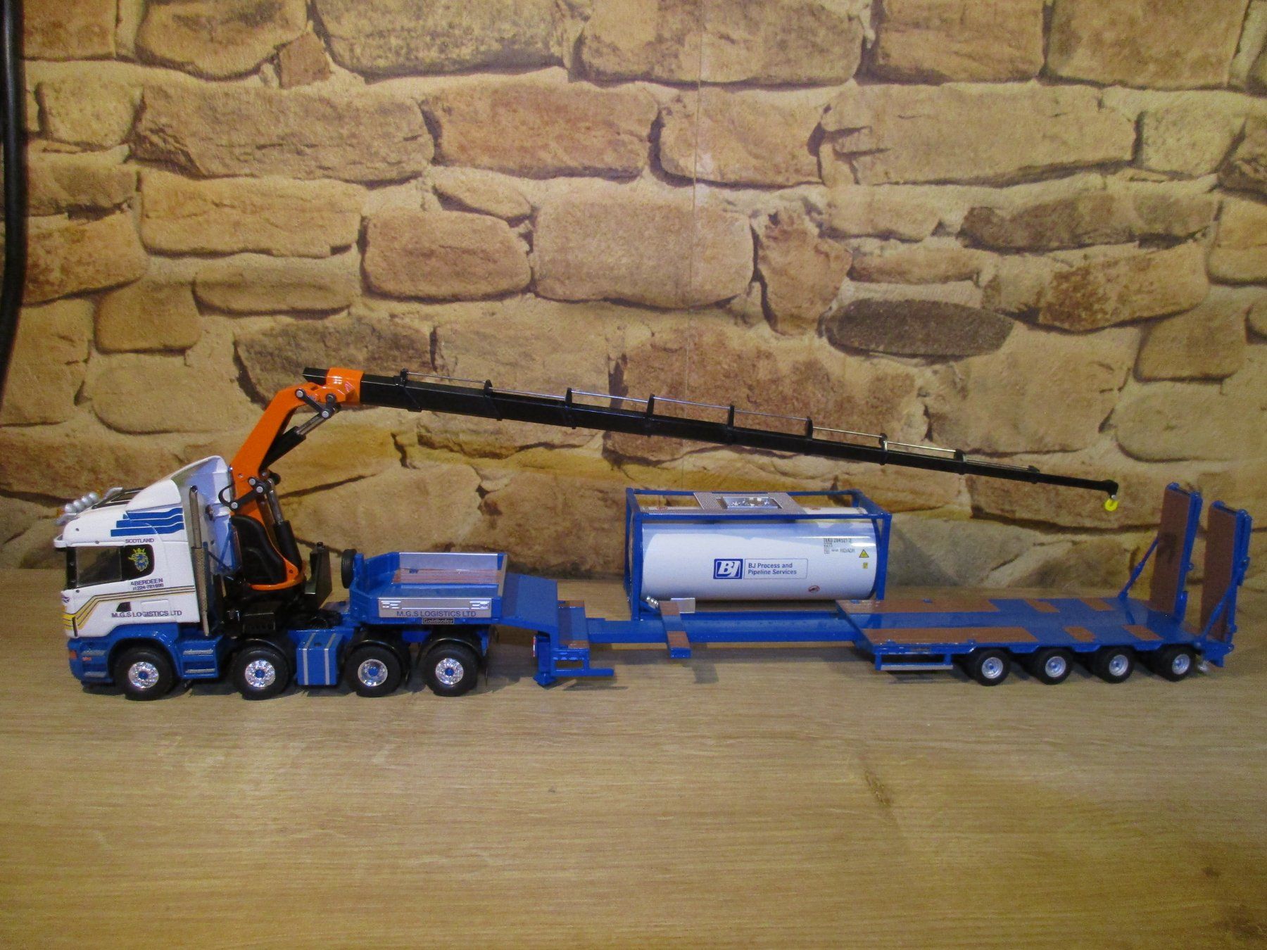 Tekno Modellbausätze & Standmodelle: Tekno  1:50 Scania R  M.G.S. Logistic LTD – Gebraucht aus Ennetmoos von Truckdiver 4