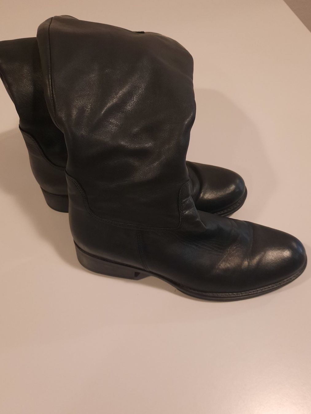 Scarpe da donna: Stiefel Gabor schwarz – Usato da Zürich venduto da ONVA-RE-USE 1