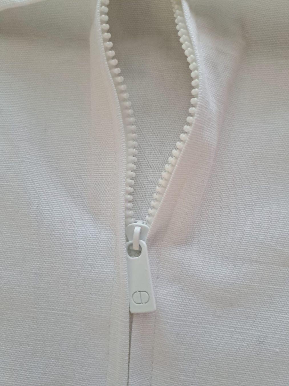 Guardaroba: toller Kleidersack von DIOR – Nuovo e nell'imballaggio originale da Neuhausen am Rheinfall venduto da mariess 2