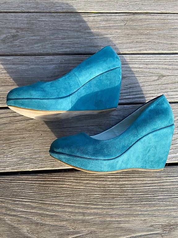 Chaussures femmes: Schuhe mit Keilabsatz – D'occasion à Hausen AG par corinne_g