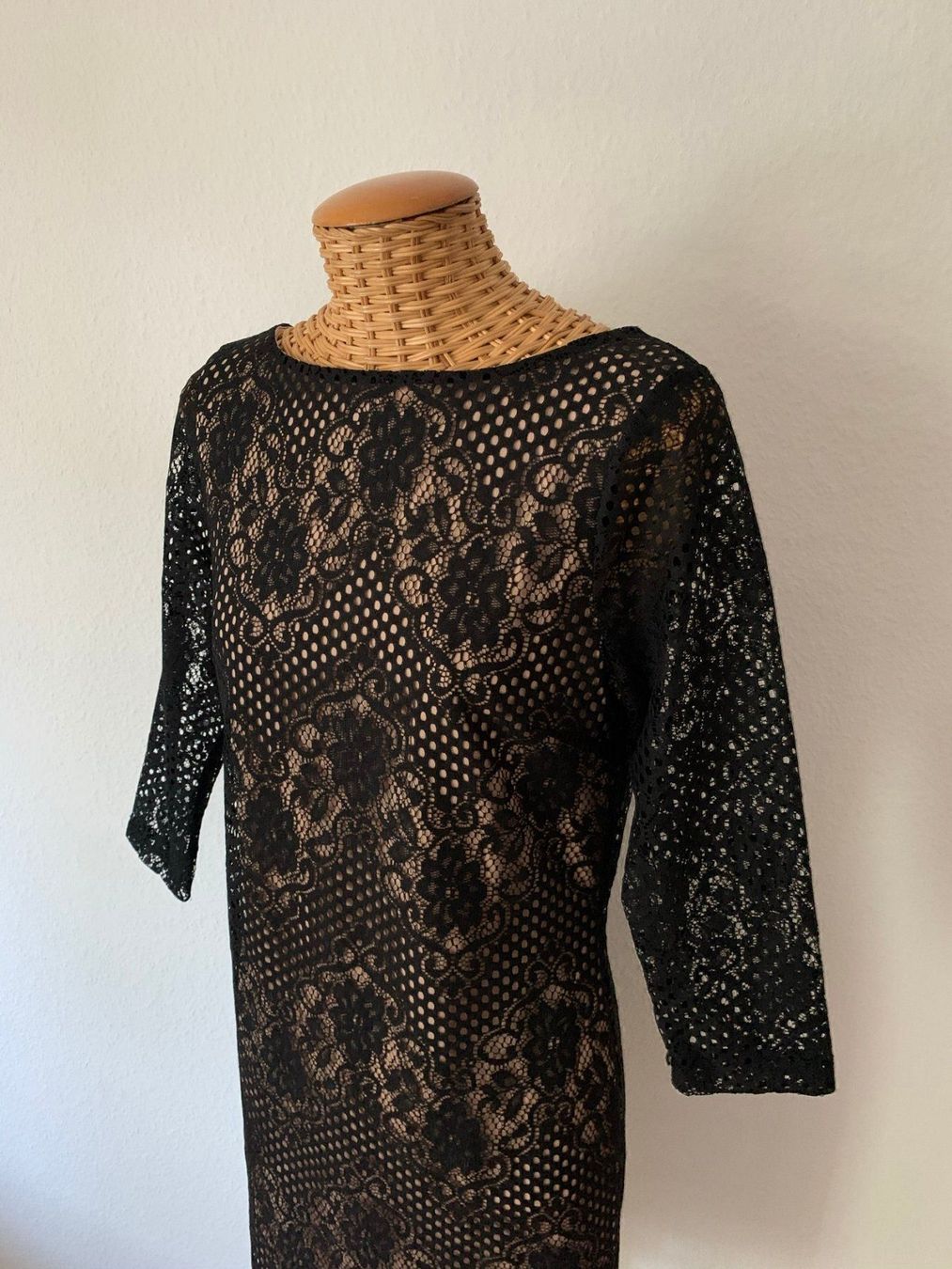 Topshop Robes: TOPSHOP Spitzenkleid schwarz 40 – D'occasion à Zürich par Diazaio 1