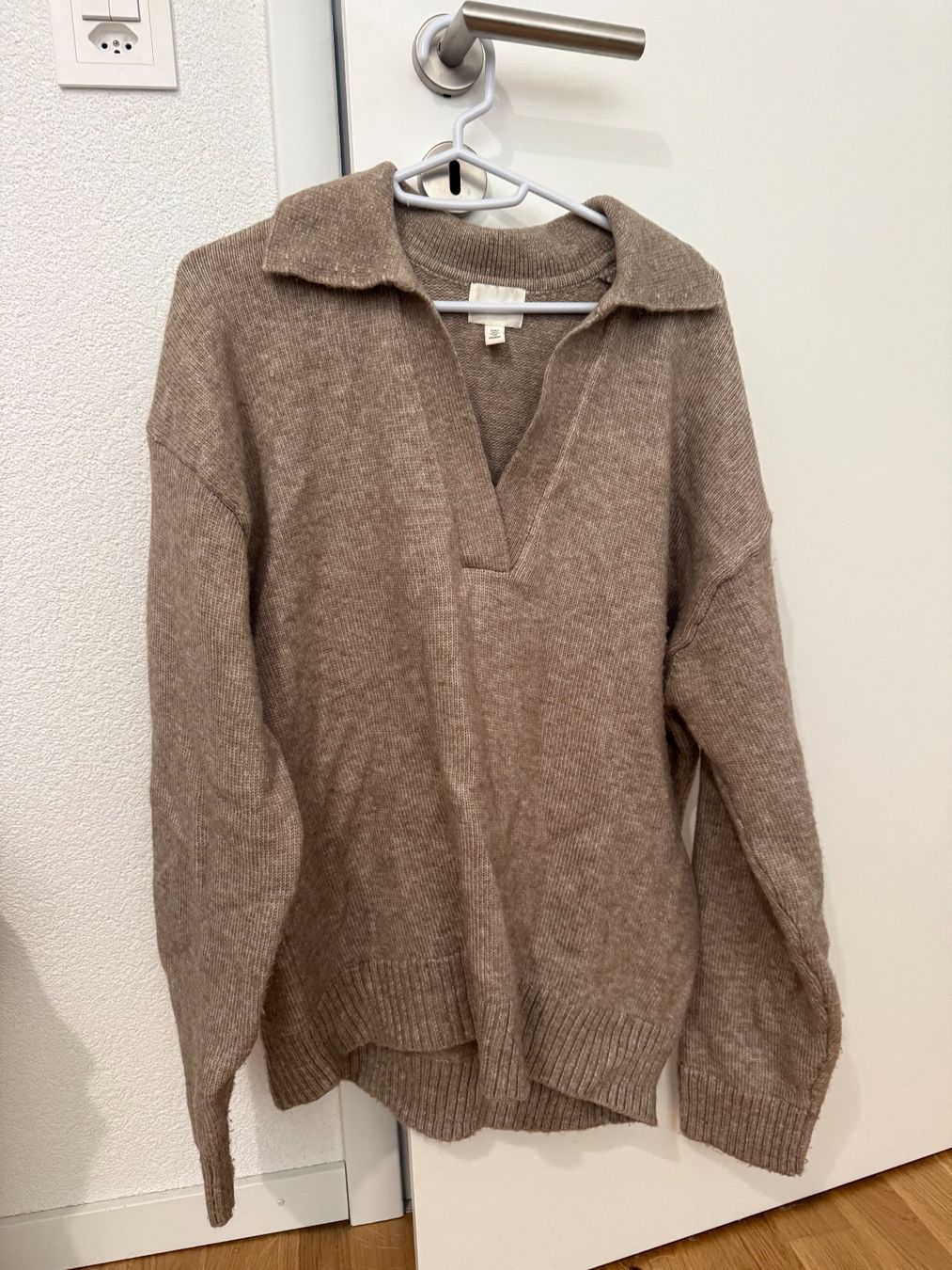 H&M Maglioni & Felpe: HM sweater – Usato da Chardonne venduto da ana_rpr2