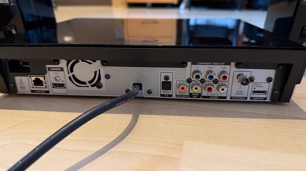 Sony Home Cinema: Sony Home Theatre System BDV-Z7 Blu-ray Disc – Usato da Flüh venduto da Etzel72 1