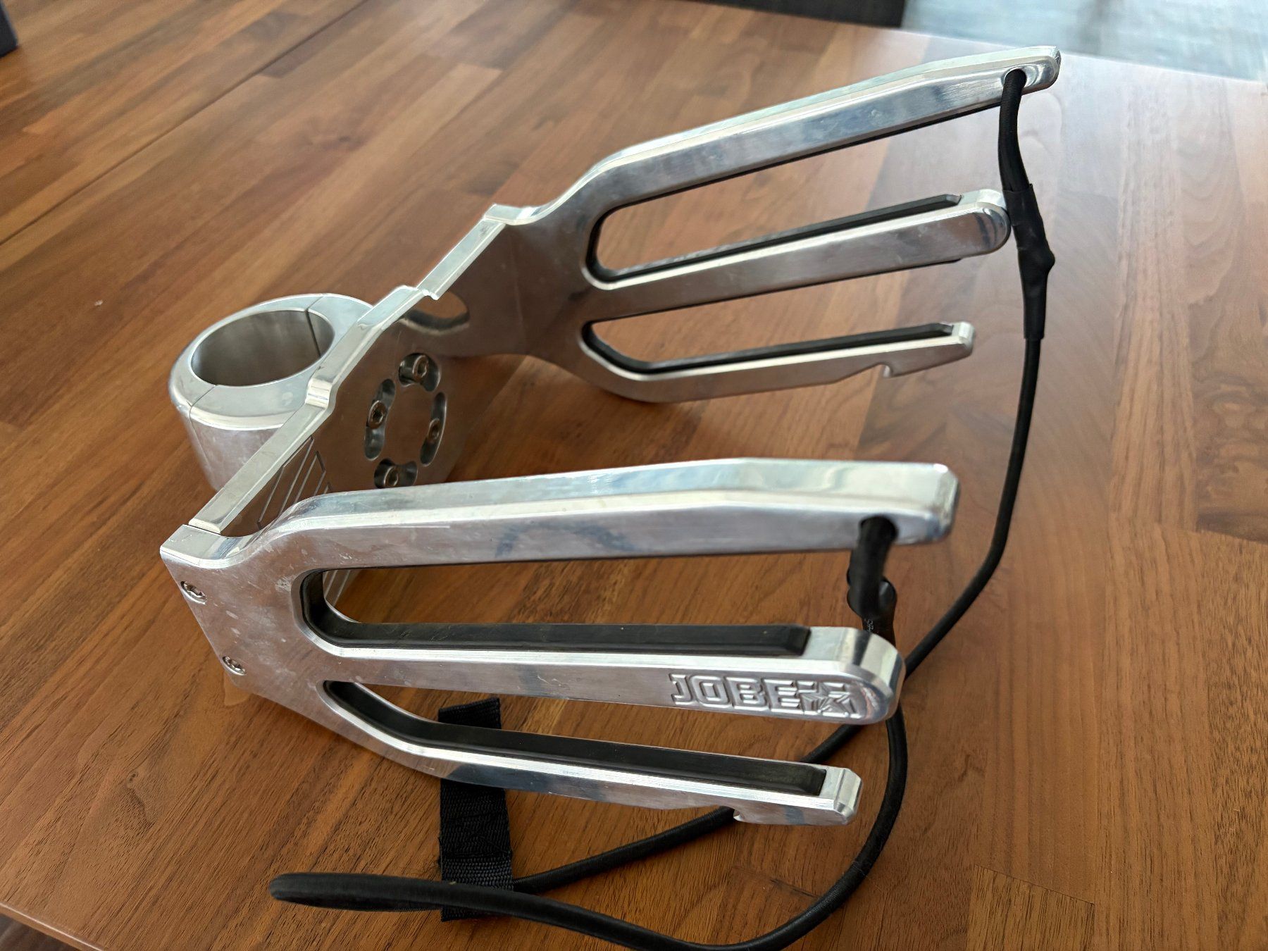 Tavole da surf e di nuoto: Jobe Wakeboard Rack für zwei Boards – Usato da Lachen SZ venduto da dreanliner
