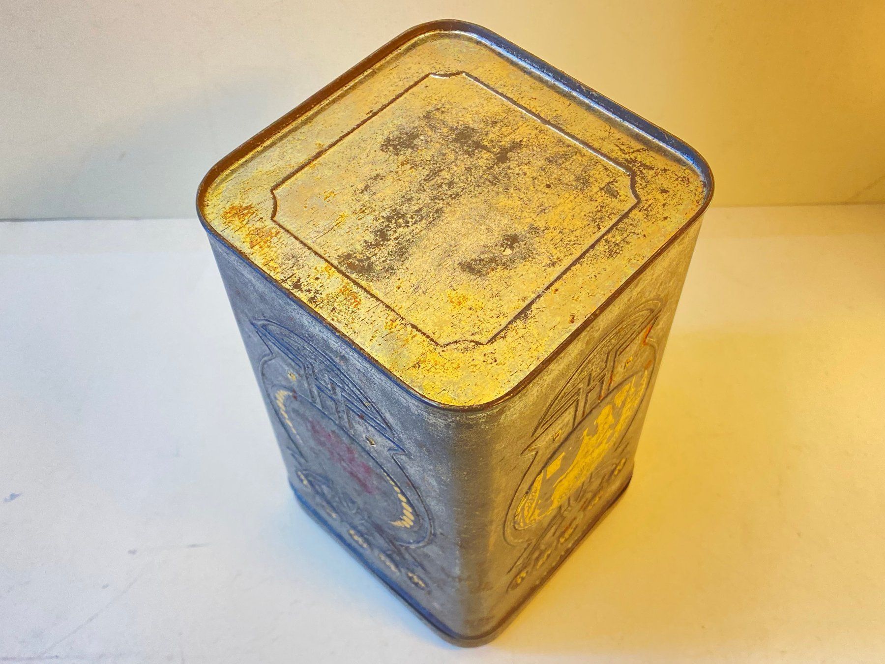 Barattoli: Antike Seltene Blechdose – Usato da Schaffhausen venduto da vintageville 3