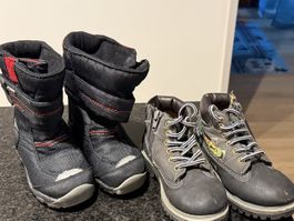 Kids Snowboots + Turtle Boots for free - size 26