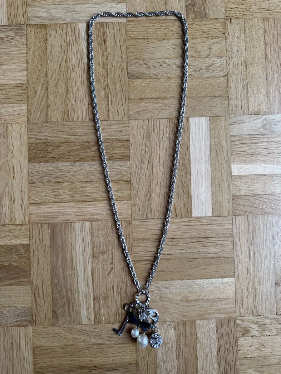 Catenine: Halskette mit Anhänger, Modeschmuck – Usato da St. Gallen venduto da kara_24