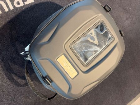 neuer Tankrucksack Triumph Tiger 1200