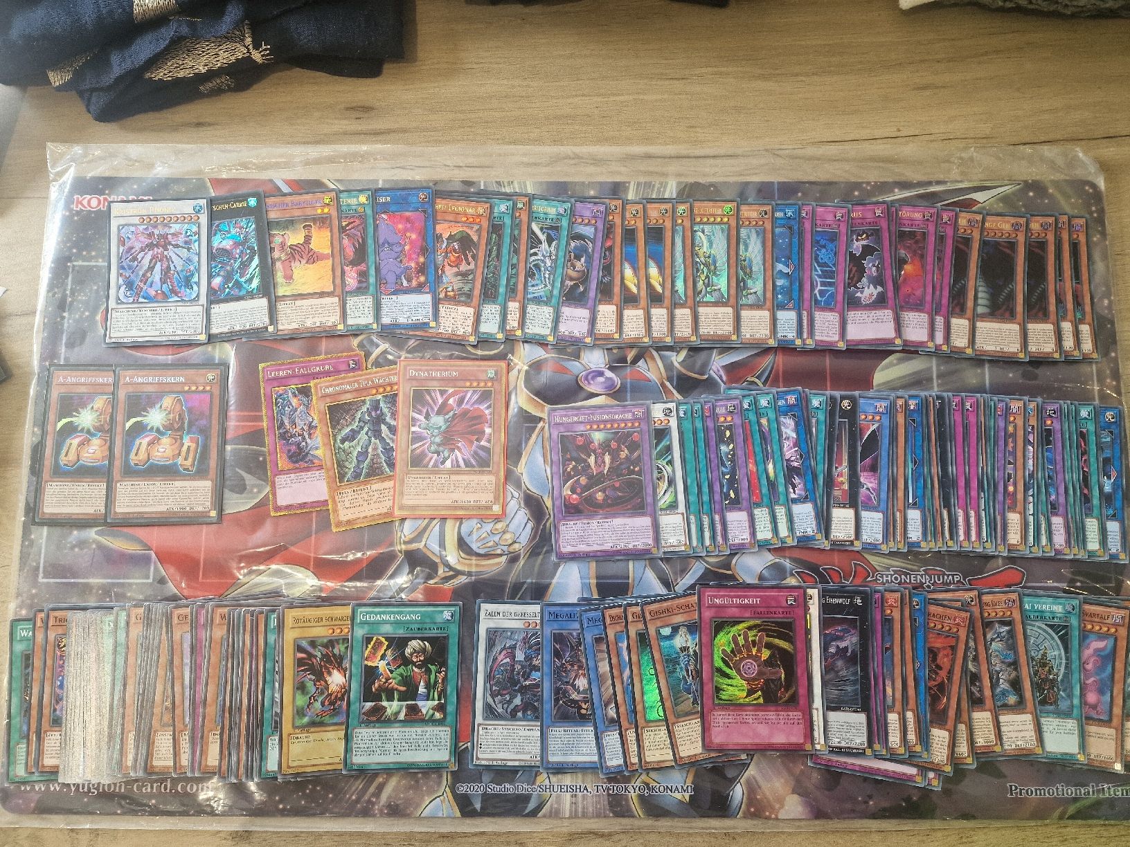 Yugioh Carte collezionabili: Yugioh cards lot in german – Usato da Daillens venduto da SACS-CARDS