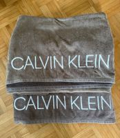 2 x Calvin Klein Badetuecher, Grau