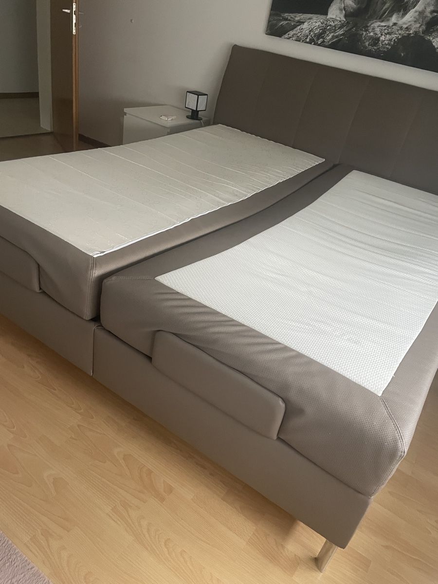 Lits: Boxspringbett elektrisch verstellbar – D'occasion à Schmerikon par Alex.Pal 2