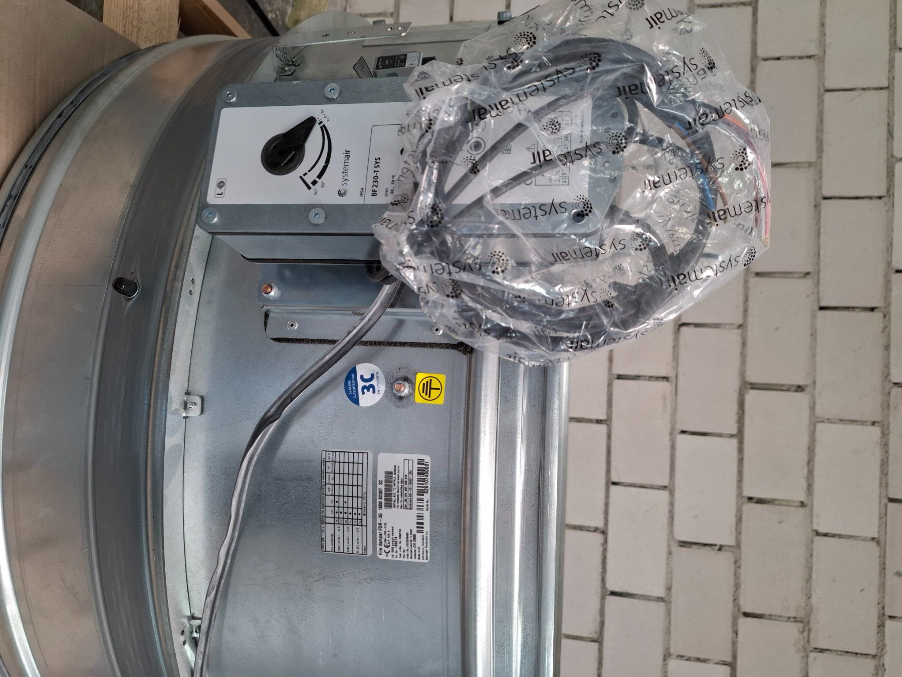 Motori: Neue ungebrauchte Brandschutzklappe NW1000mm mit Belimo230VA – Nuovo e nell'imballaggio originale da Flaach venduto da jelllo2 5
