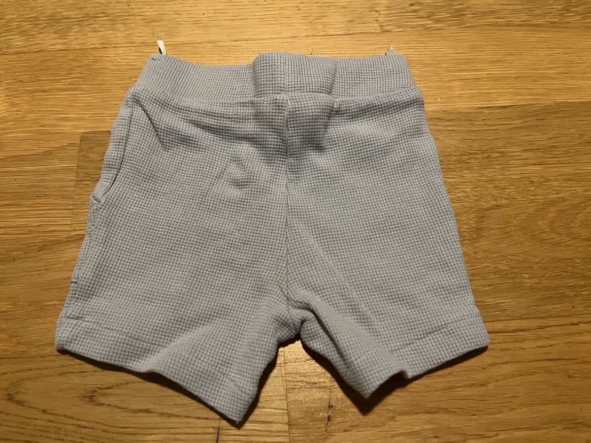 C&A Hosen: Baby Shorts C&A Grösse 74 hellblau – Gebraucht aus Bern von farfalla22 1