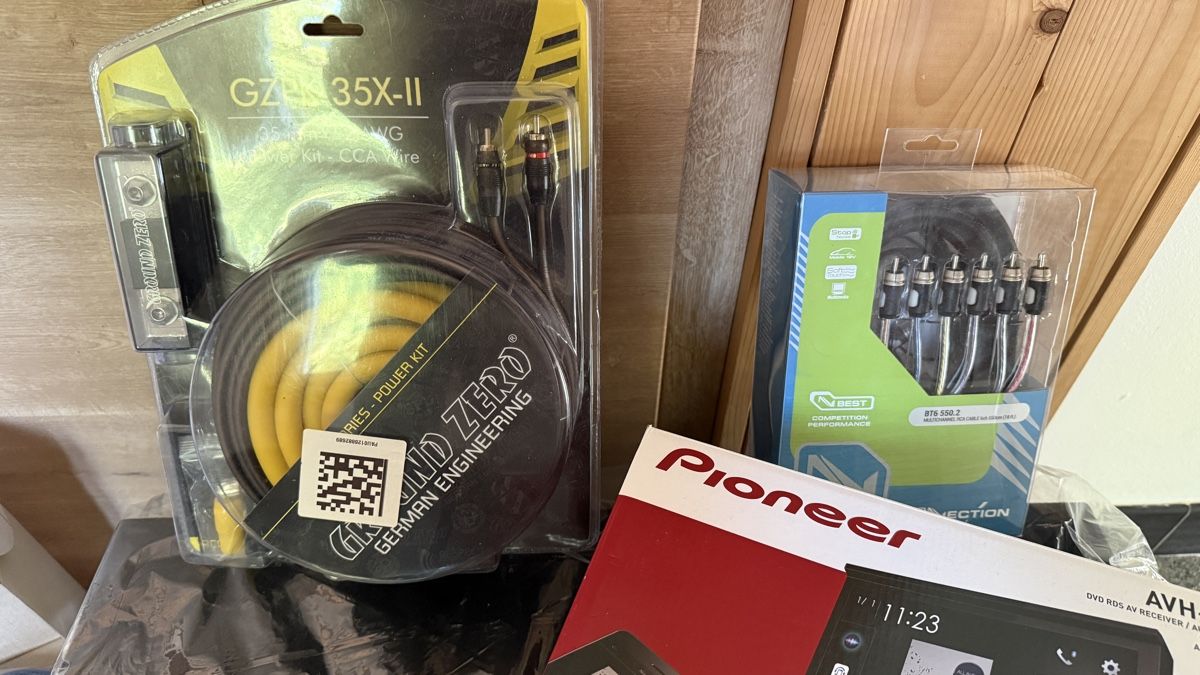 Autres accessoires p. véhicule: Sono voiture de  marque Ground zéro  – Neuf avec emballage d'origine à La Brévine par vr6birki 5