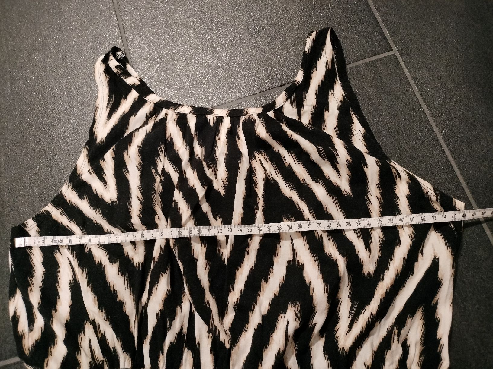 Comma Vestiti: Comma Kleid gr 38 – Nuovo (secondo la descrizione) da Gordevio venduto da LadyTicino 2