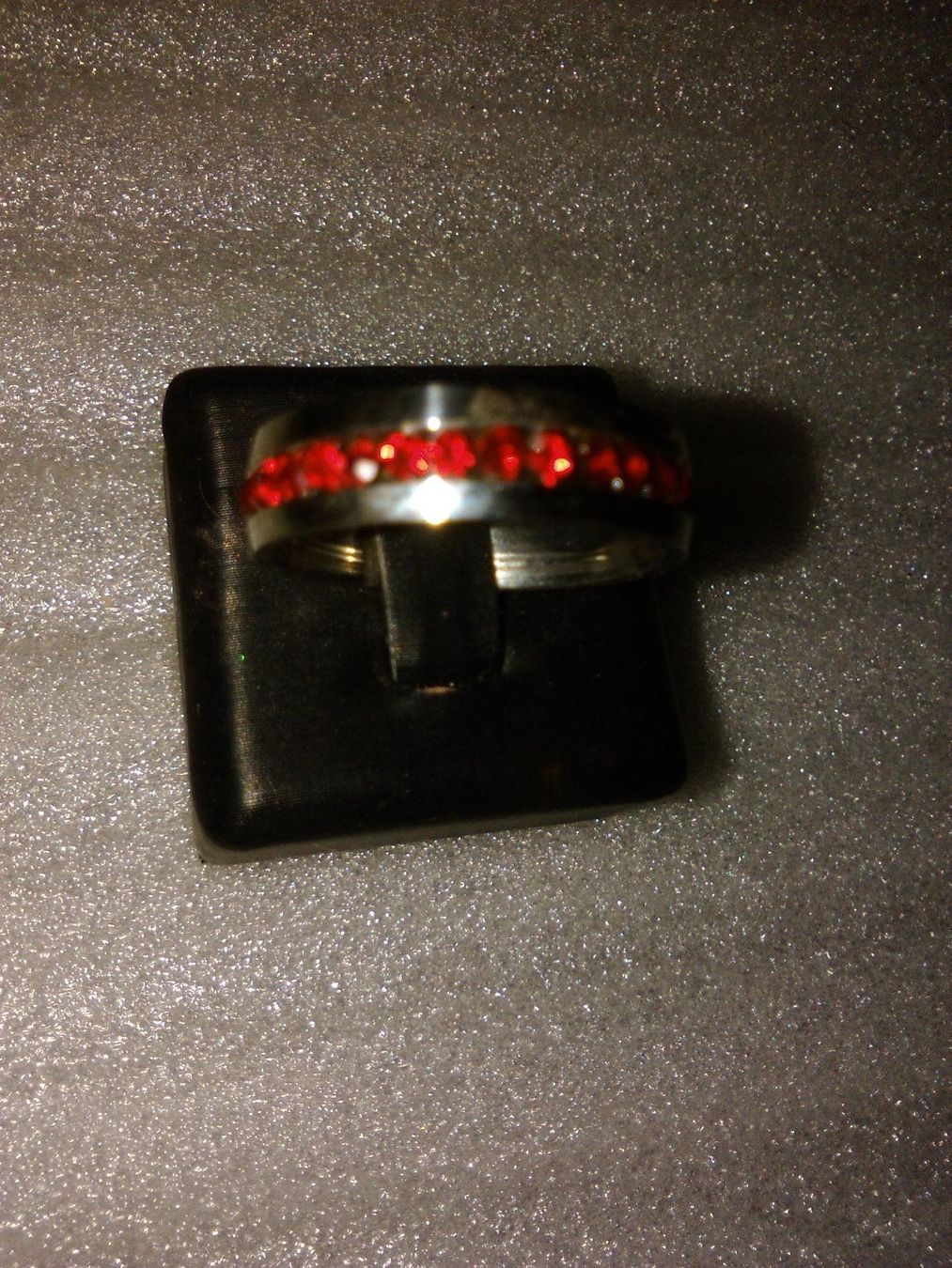 Anelli: RING EDELSTHAL,,,,SILBER FARBE,,MIT ROT KRISTALL – Nuovo (secondo la descrizione) da Basel venduto da bijoutrie_4 1