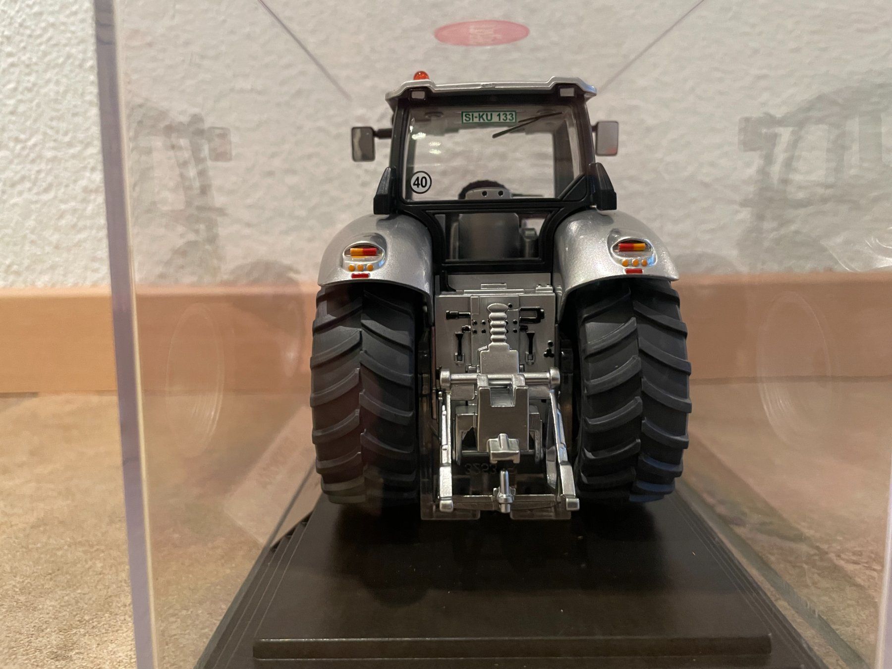 Deutz Trattori: SIKU Deutz Agrotron 265 – Nuovo e nell'imballaggio originale da Kreuzlingen venduto da Stefan1150 3