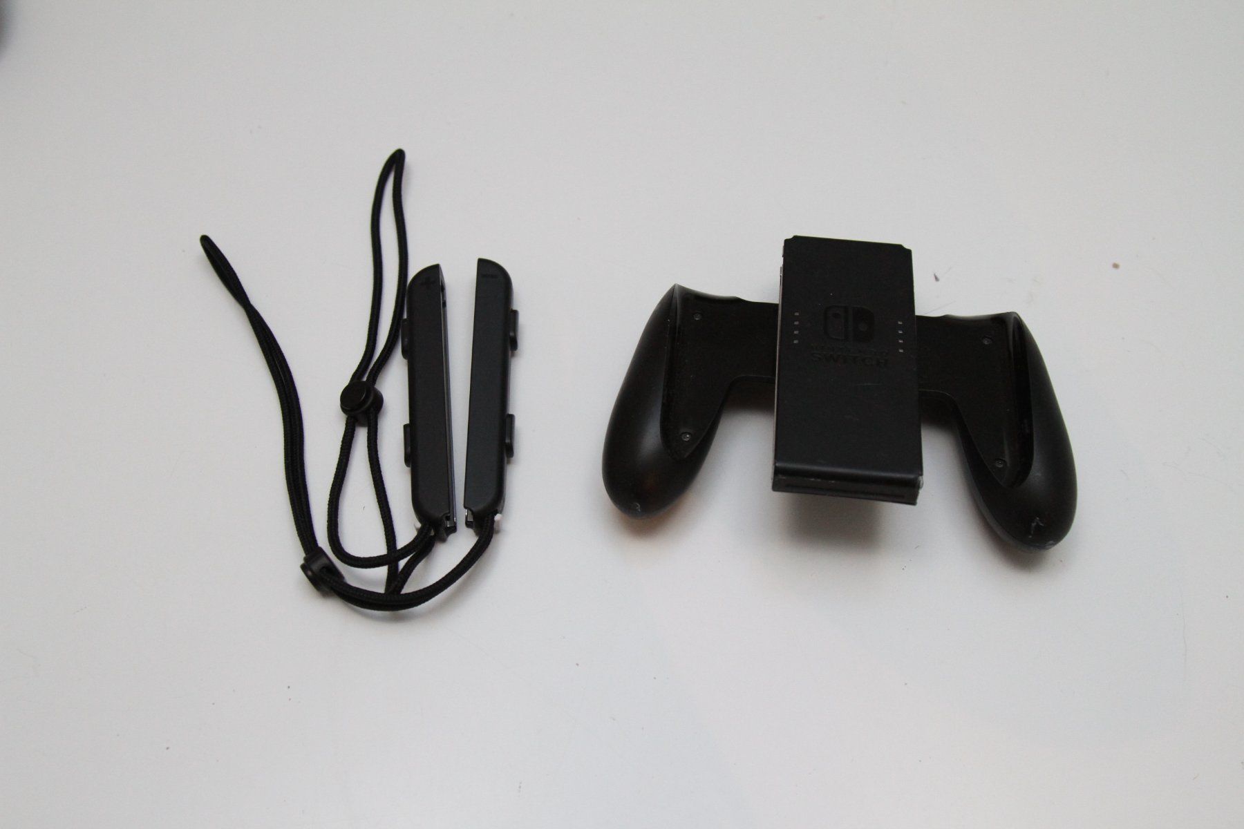 Nintendo Console: Nintendo Switch mit Spiel – Usato da Basel venduto da camelot99 4